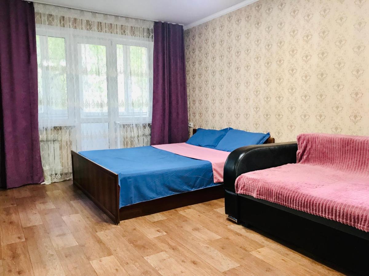 Apartaments In The City Center Karagandy Exterior foto
